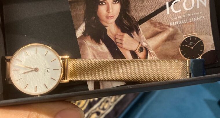 ساعات اوريجينال بالسريال نمبر حريمي