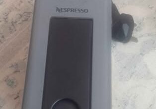 للبيع ماكينة صغيرة لتجهيز القهوة نوع Nespresso